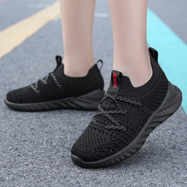 Mesh, Breathable, Soft-soled, Lightweight Casual Shoes For Older Kids - Image 5