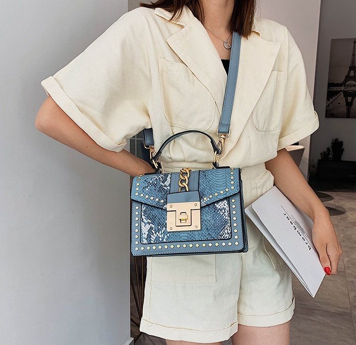 Fashion Alligator Women Shoulder Bags - Image 6