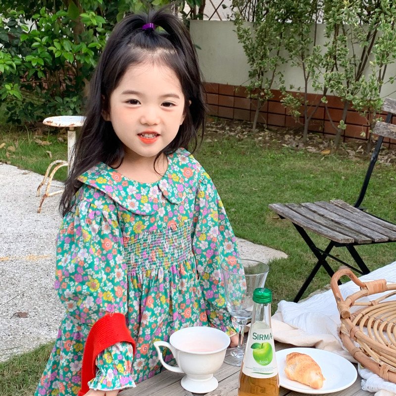 Printed Medium And Small Girls' Dresses - Image 5