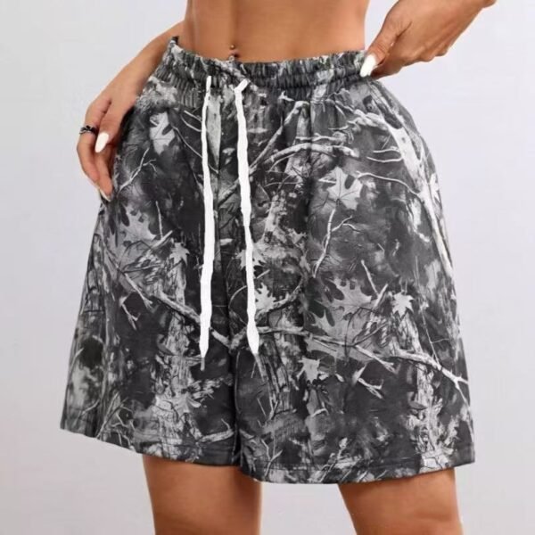 Women's Loose Casual Drawstring Branch Camouflage Printing Shorts - Image 3
